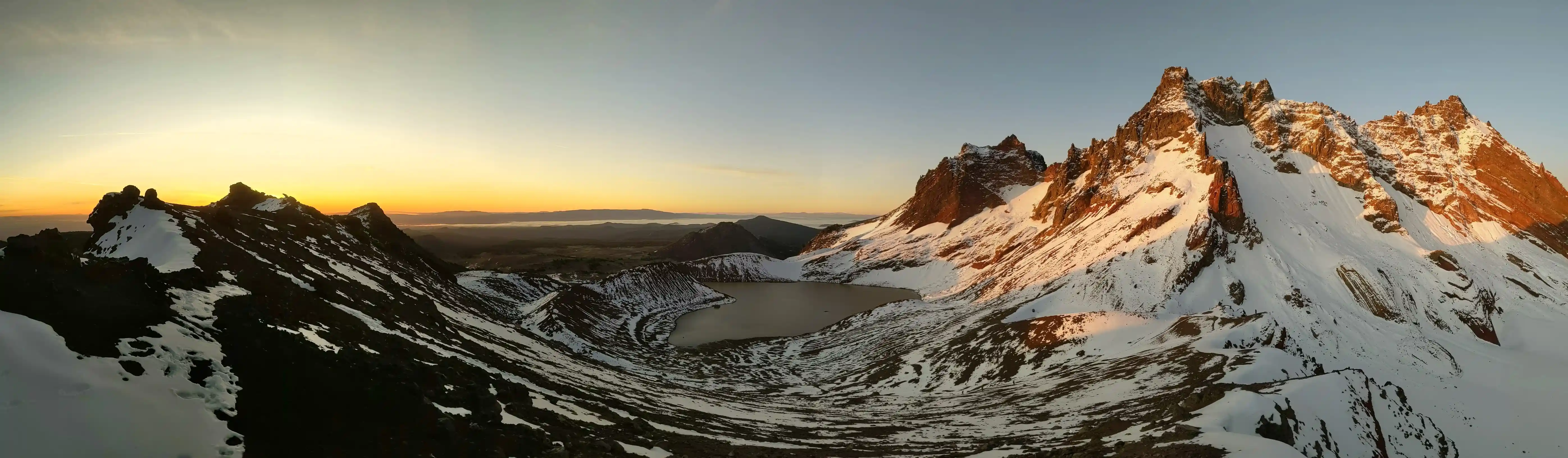Broken Top mountain panoramic, Pacific Northwest