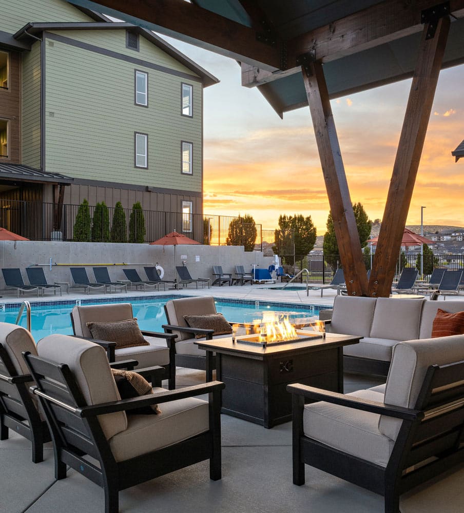 The Argyle Southridge Buildings Pool